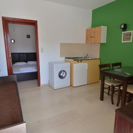 Manos Apartments Agios Nikolaos Exterior foto